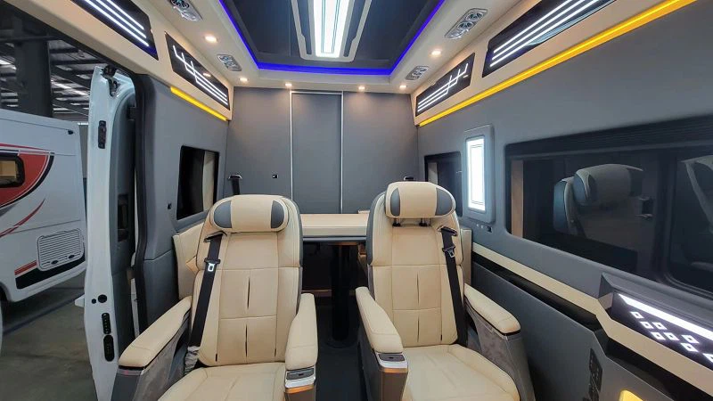 3 seats of Starlight Business Cabin Campervan002 3 seats of Starlight Business Cabin Campervan002